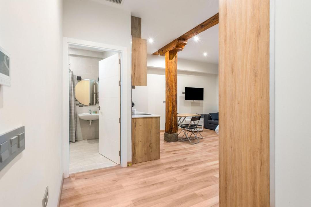 1 Bedroom 1 Bathroom Furnished - Justicia - Cozy - Mintystay Madrid Exteriör bild